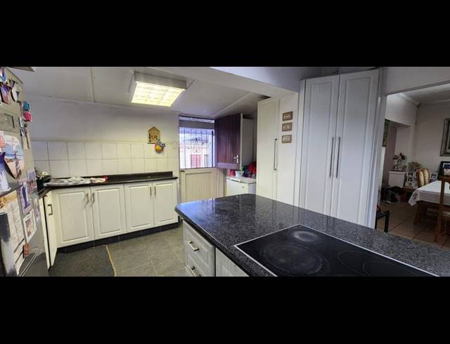 2 BEDROOM HOUSE FOR SALE IN SAICCOR